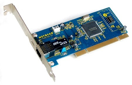 Card mạng NIC cho phép máy tính kết nối mạng LAN